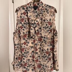 Liz Claiborne Sleeveless Blouse with neck tie